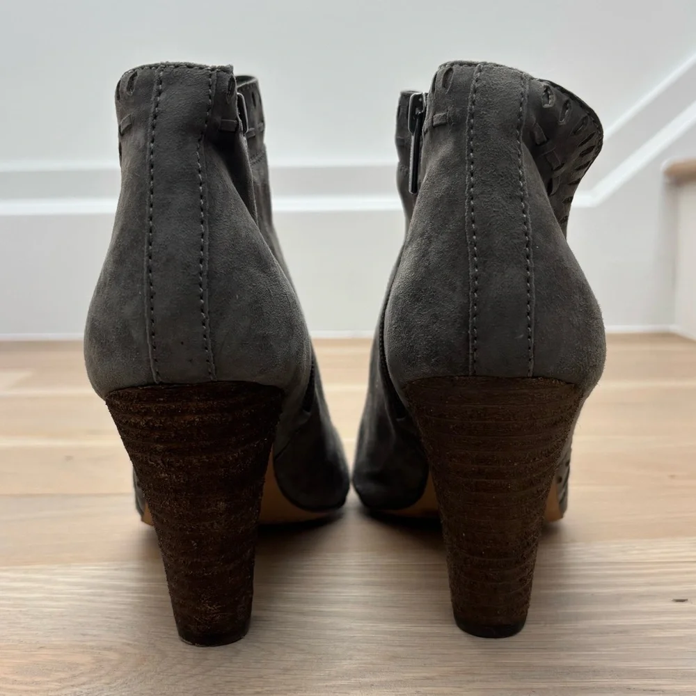 Vince Camuto Charcoal Suede Cutout Ankle Booties - Size 11